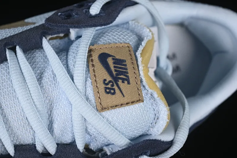 All categories Nk SB Dunk series Nk SB Dunk Low low-top sneakers Nike SB Day One Nike low-top casual sneakers FN4210-402